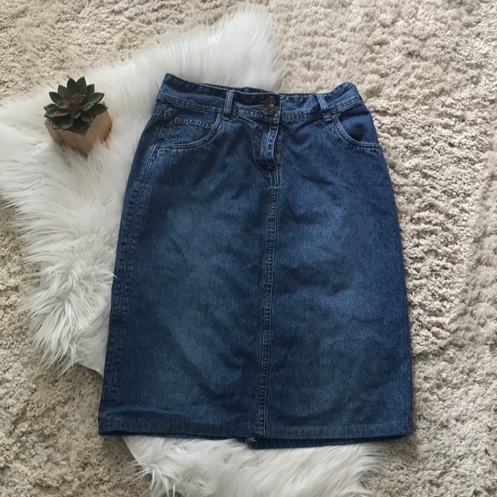 Christoper & Banks Denim skirt❤️